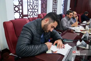 نشست خبری «وزیر امور اقتصاد و دارایی»