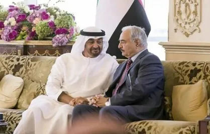 تنظیم شکایت از بن زاید و خلیفه حفتر به اتهام قاچاق انسان