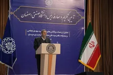 دانشگاه را بر محور قانون و تدبیر جمعی اداره کنیم