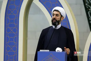 اقامه نماز عید فطر در مسجد دانشگاه تهران