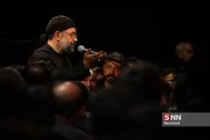 عزاداری شب دوم محرم ۹۸ در امامزاده علی اکبر چیذر با مداحی حاج محمود کریمی + صوت
