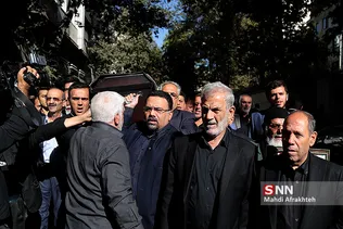 تشییع پیکر اسدالله عسگراولادی