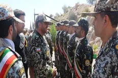 بازدید امیر سرتیپ صباحی فرد از گروه پدافندهوایی شهید ملکی آبدانان