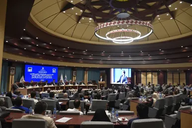 وزیر ارتباطات: مشکل آنتن‌دهی جاده پارک ملی گلستان برطرف می‌شود
