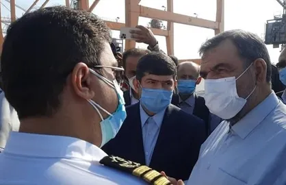 محسن رضایی: ۹ هزار کانتینر کالا در بندر شهید رجایی بلاتکلیف است / معیشت مردم در محاصره تحریم داخلی است