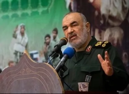 فرمانده سپاه: دشمنان آرزوی تسلط بر ما را به گور می برند / دشمن می&zwnj;گوید، موشک نداشته باشید تا ما بدون ترس از موشک، شب و روز شما را بزنیم