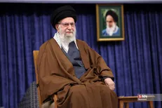رهبر انقلاب: عوامل فتنه قتل‌های غیر انسانی و وحشیانه‌ای مرتکب شدند؛ از سوزاندن جوان مسجدی تا به شهادت رساندن دختر ۳ ساله + فیلم