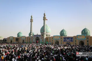 اجتماع خانوادگی «سلام فرمانده» در جمکران