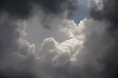 پیش‌بینی وزش باد و احتمال رگبار پراکنده در یزد