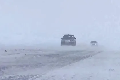 هشدار هواشناسی کرمان در مورد یخ زدگی و لغزندگی سطح جاده&zwnj;ها