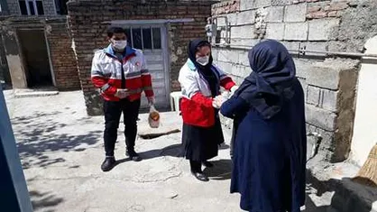 توزیع بسته&zwnj;های بهداشتی میان بیماران خاص