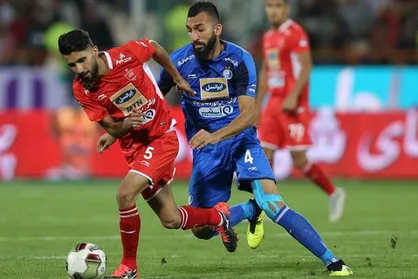 ستاره استقلال جایگزین مدافع پرسپولیس شد