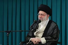 مردم قم به دیدار مقام معظم رهبری می‌روند