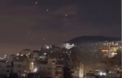 بارش راکت&zwnj;های حزب&zwnj;الله بر سرزمین&zwnj;های اشغالی / ۳۶ راکت به سمت شمال فلسطین اشغالی شلیک شد