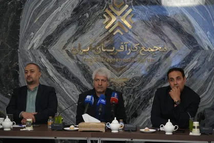 رئیس جمهور معاون اول خود را اقتصاددان انتخاب کند نه سیاستمدار