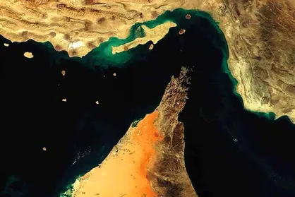 پاکستان: محاصره دریایی تنگه هرمز مانعی برای مذاکرات است