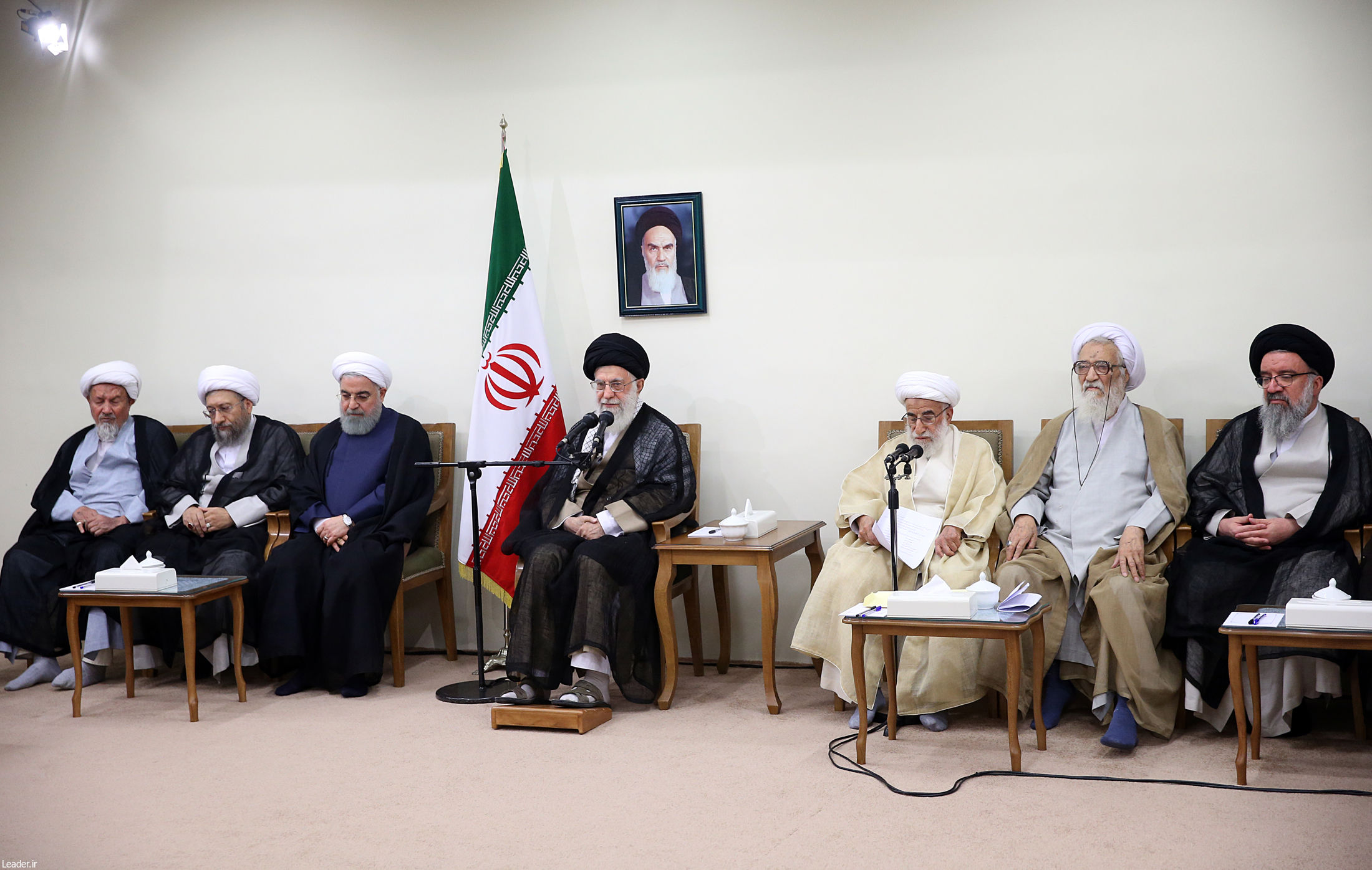 امام خامنه ای