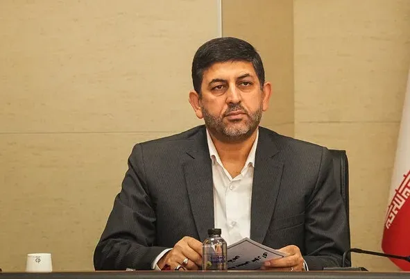 کمیسیون اصل ۹۰ به فعالیت سکو‌های دارویی ورود کرد/ مهلت یک‌ماهه وزارت بهداشت برای ارائه چارچوب قانونی