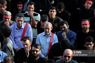 اجتماع برزگ اربعینی ها در میدان امام حسین 