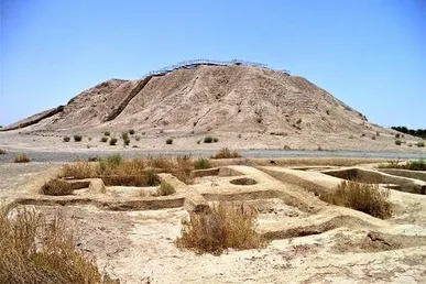 دستگیری حفاران غیرمجاز در محوطه‌های تاریخی جیرفت