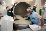 ضیافت افطاری در حرم حضرت معصومه(س)