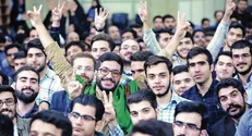 کاشت بذر امید در دل جوانان این مرز و بوم و القای حس ارزشمندی به آنها وظیفه همگانی و نیازمند تلاش شبانه‌روزی است