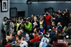 ببینید: فرار سلبریتی ها از خبرنگاران در جشنواره فجر با کمک عوامل جشنواره