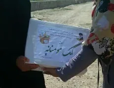 جهادگران آزادشهر اقلام غذایی و بسته‌های بهداشتی بین خانواده‌های نیازمند توزیع کردند