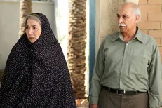 پروانه معصومی از خانه جنگ زده‌ها تا آشوب/ همیشه به این فکر می‌کنم که چه بر سر آن آدم‌ها آمد؟