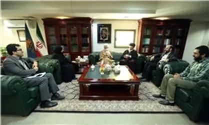مدیر کتابخانه آیت الله مرعشی نجفی با رئیس کتابخانه ملی دیدار کرد