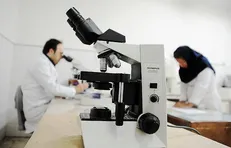 مشکلات اقتصادی گریبانگیر بیش از ۵ هزار آزمایشگاه در کشور شده است