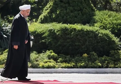 عبور از روحانی