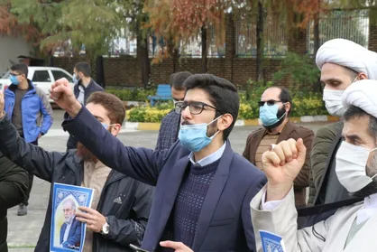 برگزاری تجمع اعتراضی دانشجویان لاهیجان در محکومیت ترور دانشمند هسته&zwnj;ای