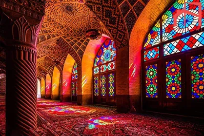هنر در گذر زمان / بررسی سه دیدگاه شرق و غرب و حکمت اسلامی