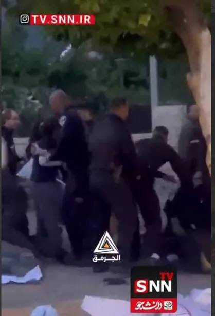 سرکوب وحشیانه تظاهرات فلسطینی&zwnj;ها در حیفا؛ پلیس رژیم صهیونیستی شعارها را پاره کرد+فیلم