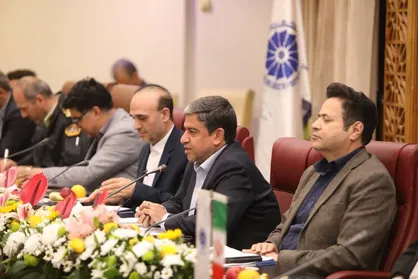 ۵۶ هلدینگ معتبر در مسیر ورود به اردبیل