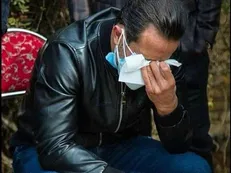 تصویری تلخ از علی کریمی بعد از اعلام درگذشت علی انصاریان