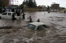 دستور فرمانده کل سپاه برای امدادرسانی به مردم گرفتار در سیل و برف