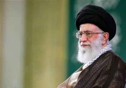 جمعی از کارگران سراسر کشور با رهبر انقلاب دیدار کردند