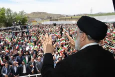 رئیسی: اجتماعات مردمی برای ما مسئولیت‌آور است / مشکلات آبی منطقه ناشی از عدم مدیریت صحیح است
