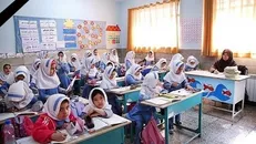 روز‌های شنبه و یکشنبه مدارس تعطیل نیستند
