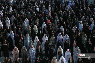 اقامه نماز عید فطر در حرم حضرت معصومه (س)