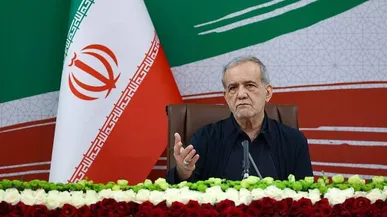 پزشکیان: تفاهم‌نامه آتش‌بس با رضایت نیرو‌های مسلح انجام شد/ روایت از دلایل گرانی‌های اخیر در کشور /بنده هیچ وقت مقابل رهبر انقلاب نخواهم ایستاد+فیلم
