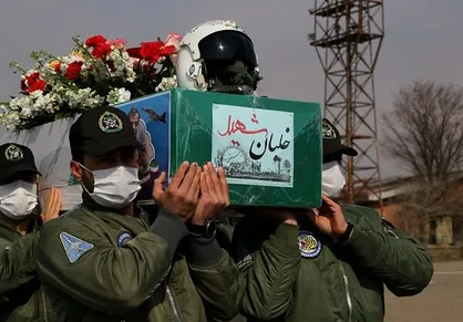 مراسم استقبال از پیکر مطهر خلبان شهید بیک محمدی در تبریز برگزارشد