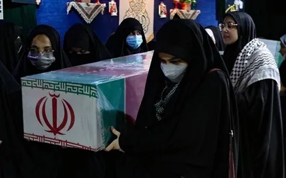 وداع با ۲ شهید گمنام دانش&zwnj;آموز در اردوگاه شهید باهنر تهران