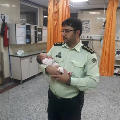 ۲ زن نوزاد ۸ روزه را در پارک زائر رها کردند