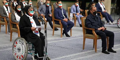 شعر عربی قهرمان اهوازی در دیدار با رهبر انقلاب