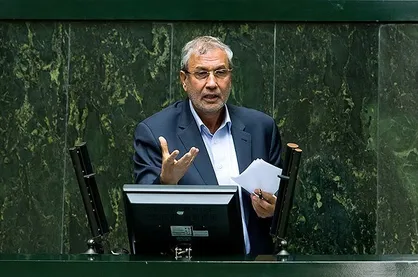 نمایندگان از پاسخ&zwnj;های وزیر رفاه درباره اشباع بازار کار توسط اتباع بیگانه قانع نشدند