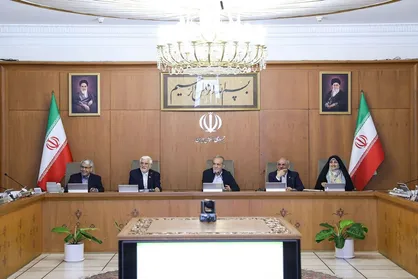 رئیس جمهور: مسیر رفع ناترازی&zwnj;های انرژی با اراده جدی مسئولان قطعا به نتیجه می&zwnj;رسد