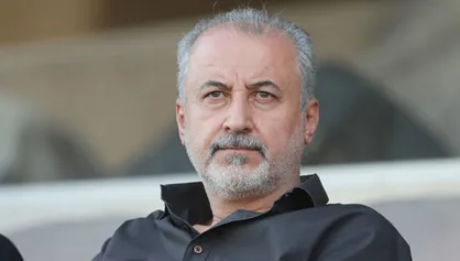 درویش: فدراسیون فوتبال به رقبا جایزه داد و پرسپولیس را تنبیه کرد